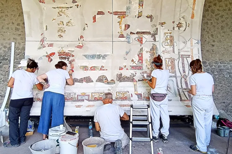 Pompeii ceiling vault reconstructed